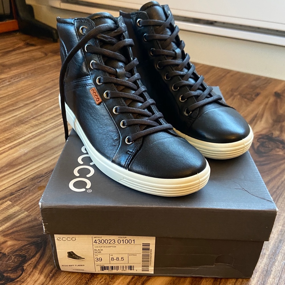 ECCO Womens Soft Seven Hightops